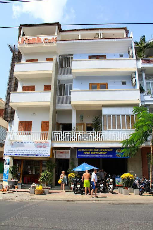 Hanhcafe Hotel Nha Trang Esterno foto