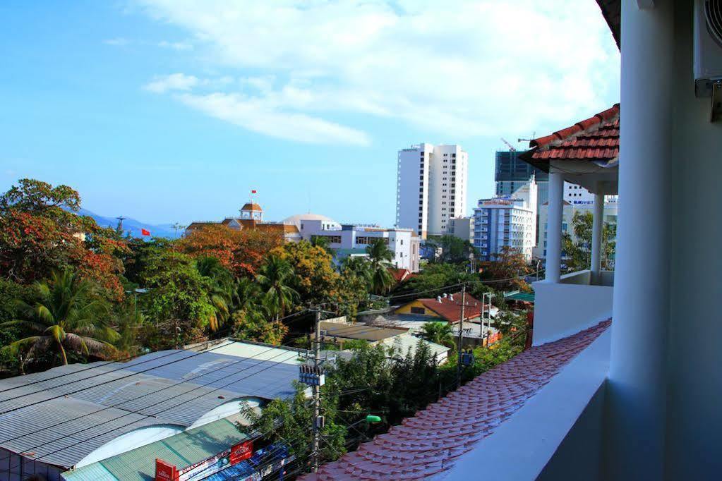 Hanhcafe Hotel Nha Trang Esterno foto